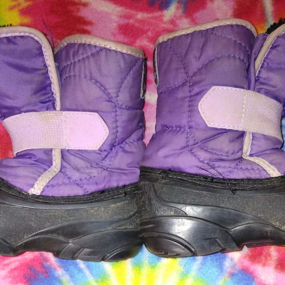 Little girls size 11-12 Winter Boots - Picture 2 of 3